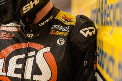 #134 Meehracing Rennbekleidung