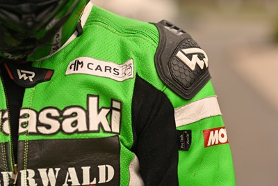 Bekleidung von  #134 Meehracing